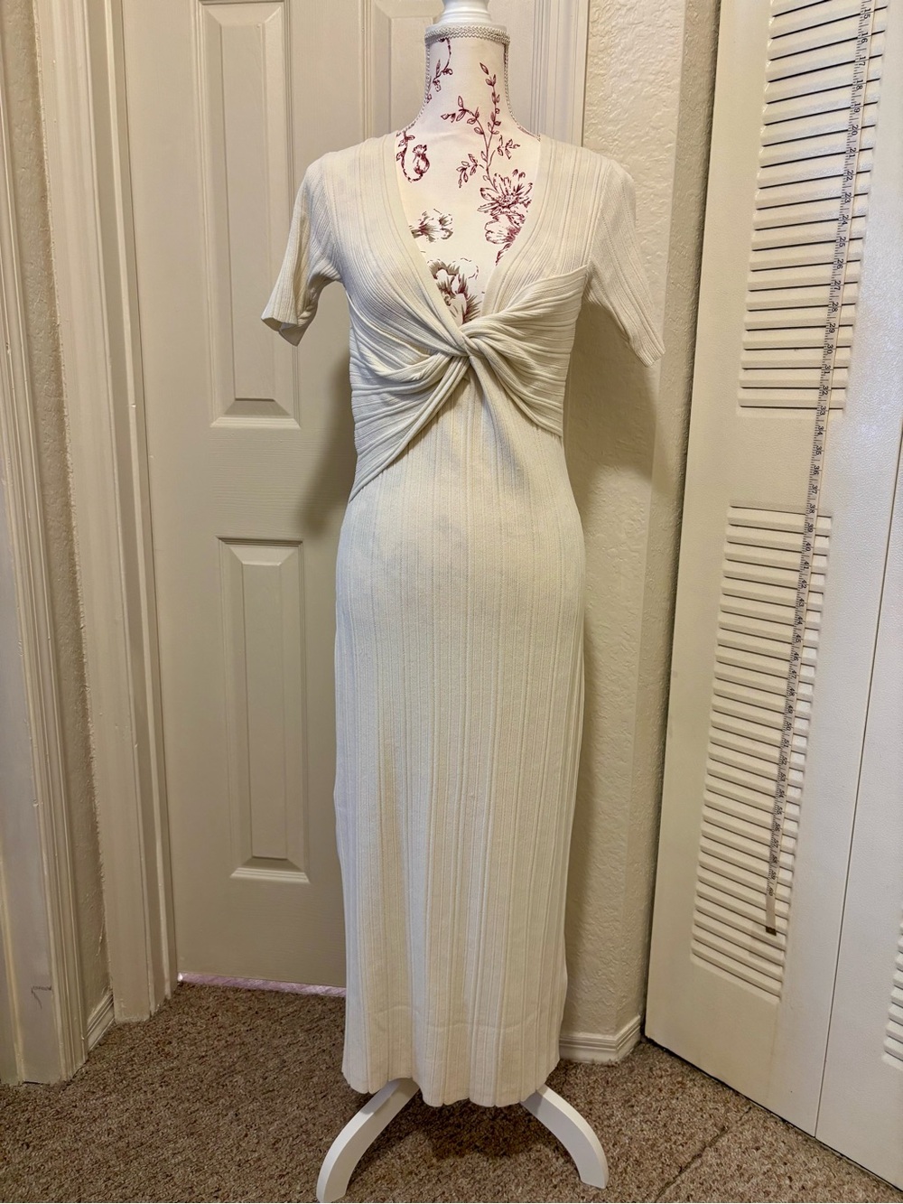 Frame Cream Twist-Knot Ribbed Maxi